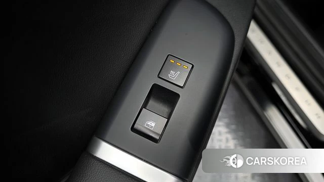 Hyundai Grandeur (GN7) id 3934504 из Кореи 10