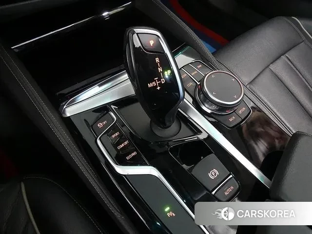 BMW 5 Series (G30) id 3602191 из Кореи 10