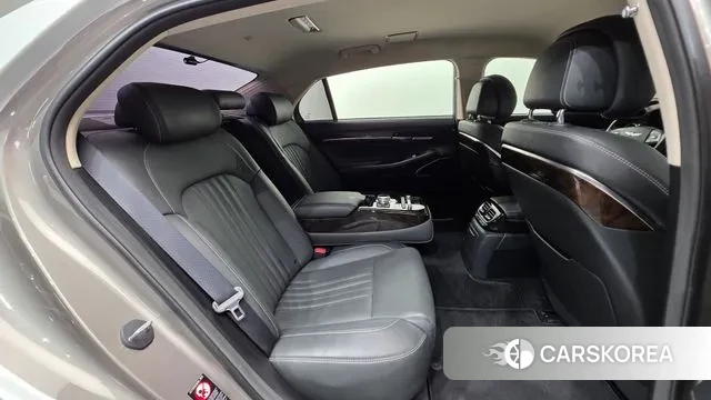 Genesis G90 id 3209616 из Кореи 10