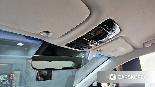 Hyundai Grandeur (GN7) id 3383630 из Кореи 10