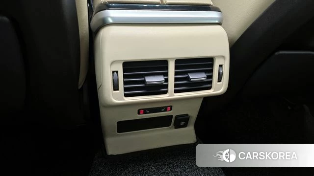 Land Rover Range Rover Velar id 3834657 из Кореи 10