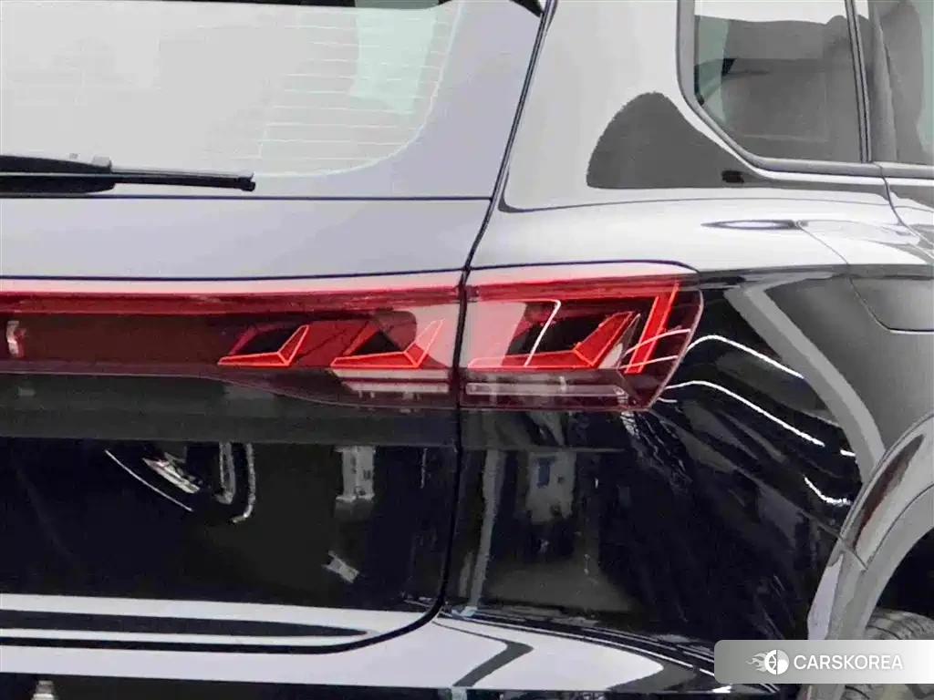 Volkswagen Touareg id 4679570 из Китая 10
