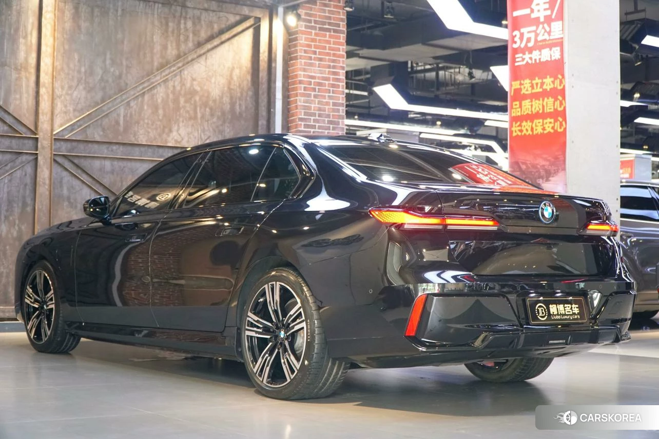 BMW i7 id 4485284 из Китая 10