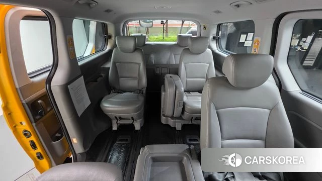 Hyundai The New Grand Starex id 4557735 из Кореи 10