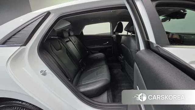 Hyundai Avante (CN7) id 3758862 из Кореи 10