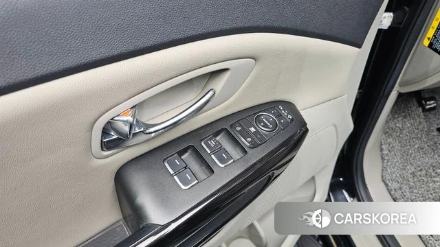 Kia The New Carnival id 4403229 из Кореи 10