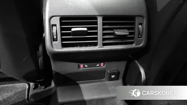 Land Rover Range Rover Velar id 3433218 из Кореи 10