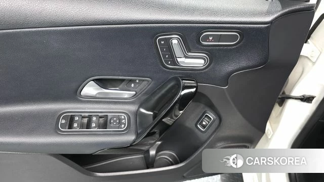 Mercedes-Benz A-Class W177 id 3866584 из Кореи 10