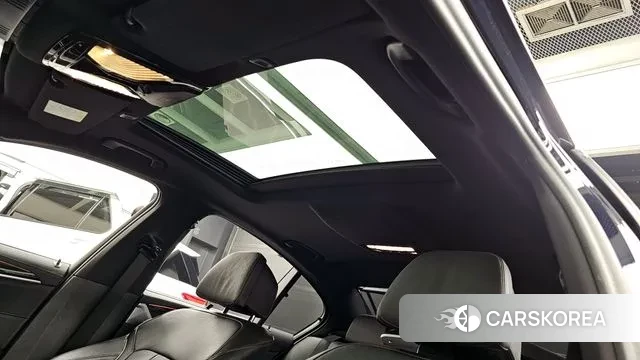 BMW 5 Series (G30) id 3586668 из Кореи 10