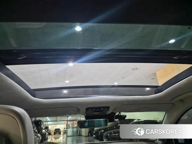 Hyundai Grandeur Hybrid (GN7) id 3856449 из Кореи 10