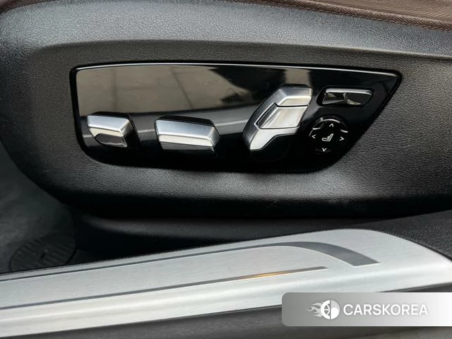 BMW 7 series id 4259841 из Китая 10