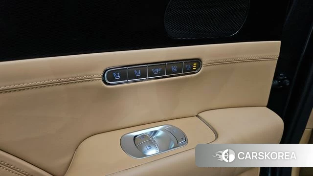 Genesis G90 (RS4) id 4572508 из Кореи 10