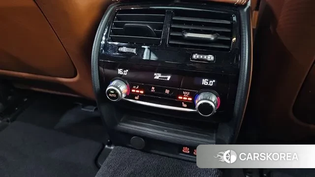 BMW 5 Series (G30) id 3258316 из Кореи 10