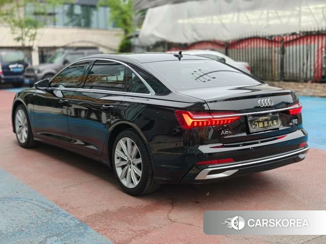 Audi A6L id 4297527 из Китая 10