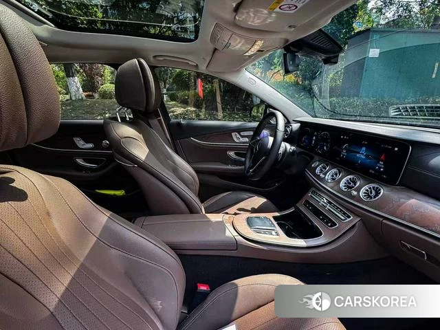 Mercedes-Benz E-class id 4264929 из Китая 10