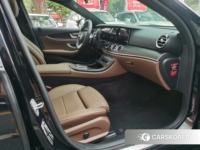 Mercedes-Benz E-class id 4314661 из Китая 10