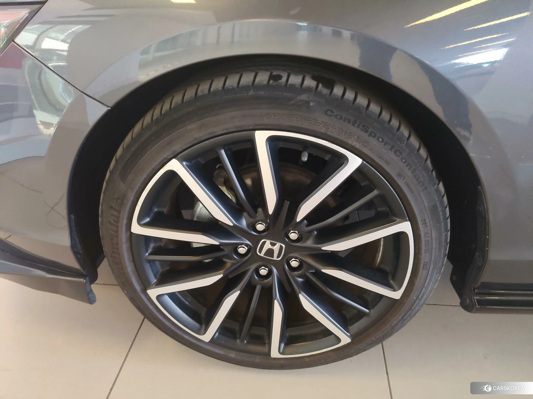 Honda Accord id 4512718 из Китая 10