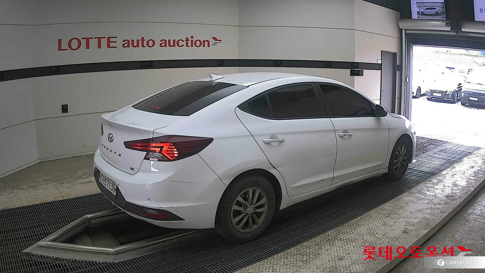 Hyundai Avante id 4289354 из Кореи 10