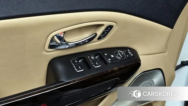 Kia The New Carnival id 3344909 из Кореи 10