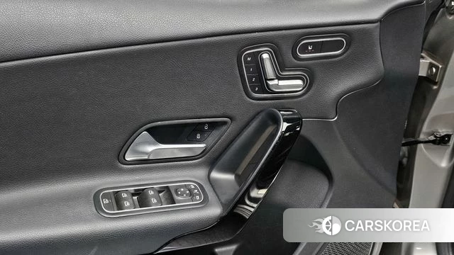 Mercedes-Benz A-Class W177 id 4268929 из Кореи 10