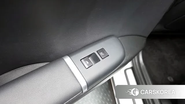 Hyundai Grandeur (GN7) id 3400162 из Кореи 10