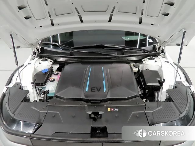 Hyundai Ionic 5 id 4195197 из Кореи 10