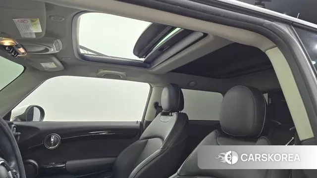 Mini Cooper id 3631977 из Кореи 10