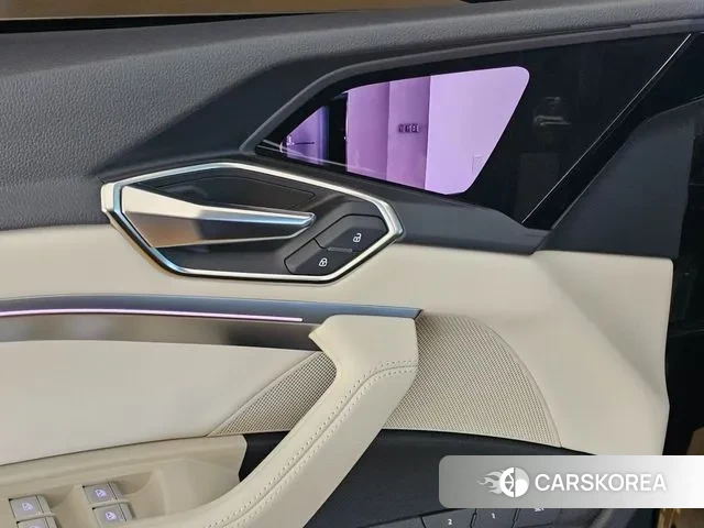 Audi e-Tron id 3629364 из Кореи 10