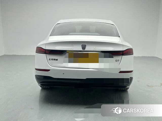 Roewe D7 EV id 4213905 из Китая 10
