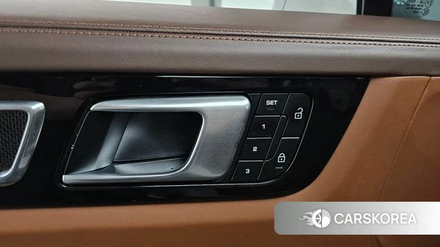 Porsche Cayenne (PO536) id 4194827 из Кореи 10