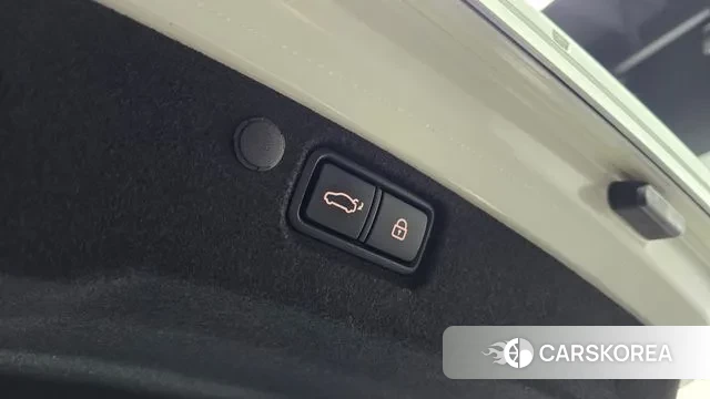 Kia K7 Premier Hybrid id 3509544 из Кореи 10