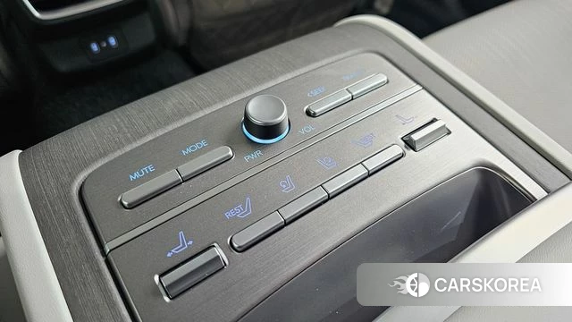 Hyundai Grandeur (GN7) id 4178442 из Кореи 10