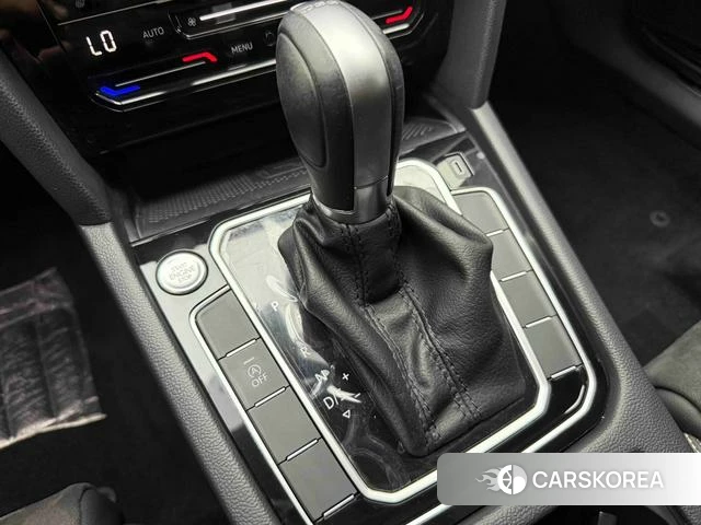 Volkswagen Magotan id 4399729 из Китая 10