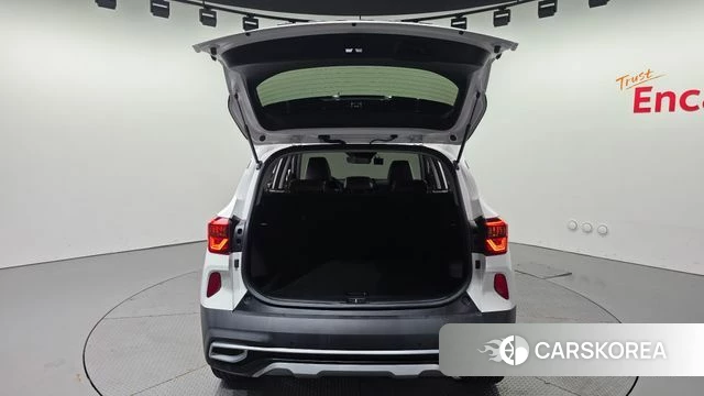 Kia Seltos id 4551046 из Кореи 10