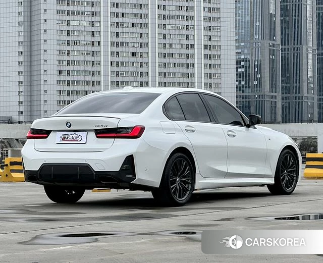 BMW 3 series id 4297325 из Китая 10