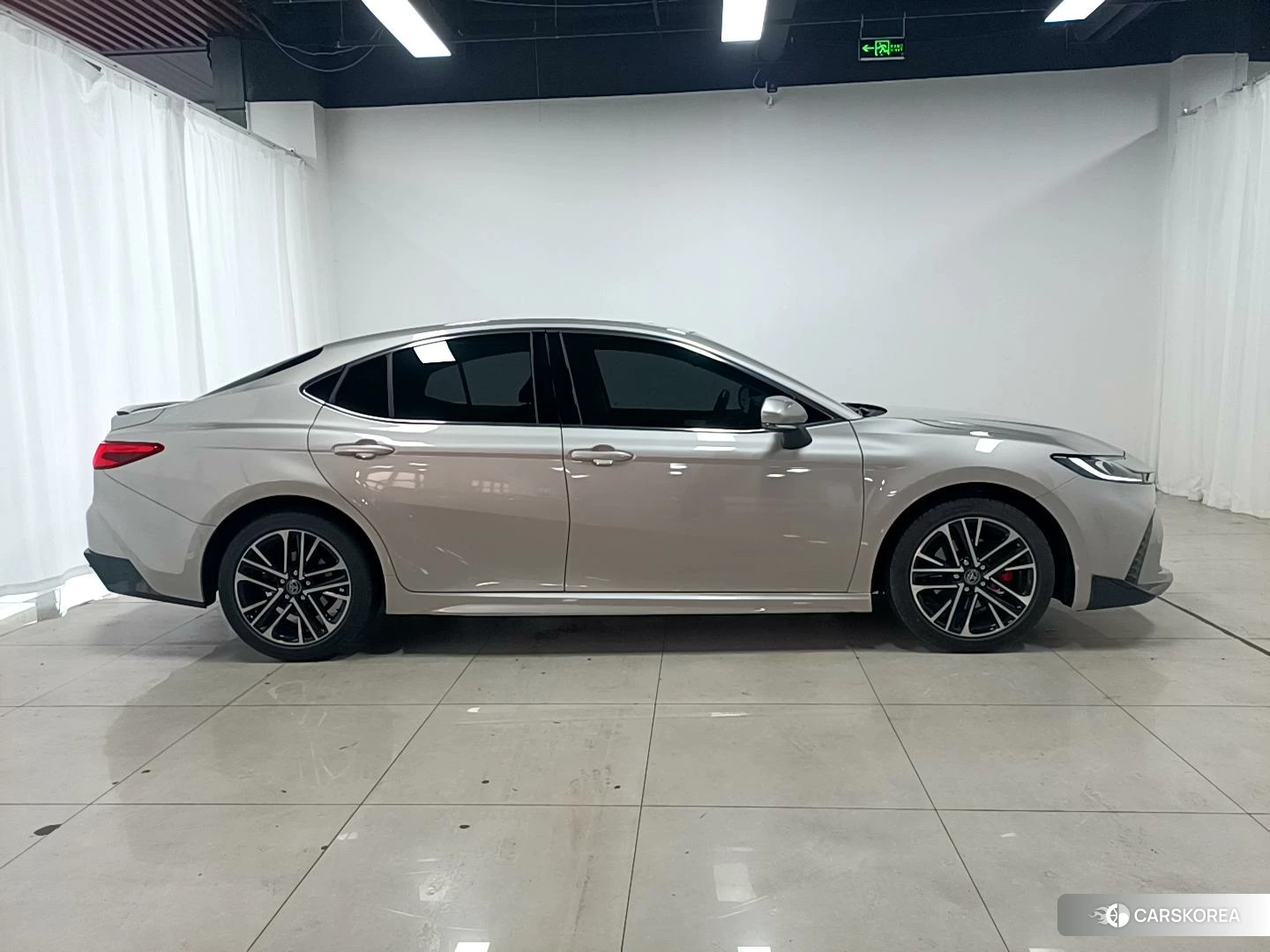 Toyota Camry id 4455774 из Китая 10