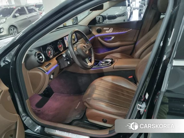 Mercedes-Benz E-Class W213 id 3905842 из Кореи 10