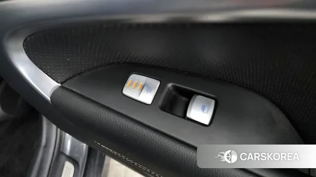 Genesis G70 id 3647068 из Кореи 10