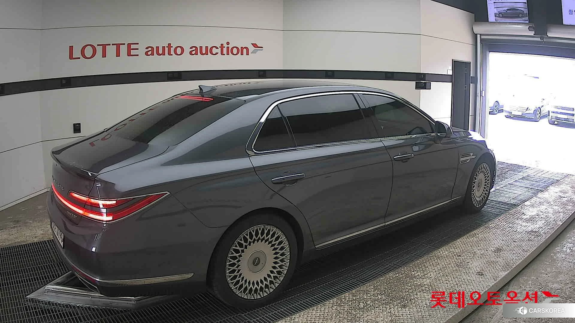 Hyundai G90 id 3888342 из Кореи 10