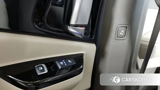 Kia Carnival 4th generation id 3463765 из Кореи 10