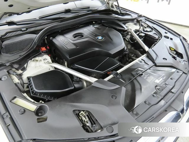 BMW 5 Series (G30) id 4574421 из Кореи 10