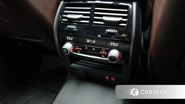 BMW 5 Series (G30) id 3838882 из Кореи 10