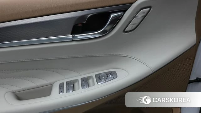 Hyundai The New Grandeur IG Hybrid id 4224686 из Кореи 10