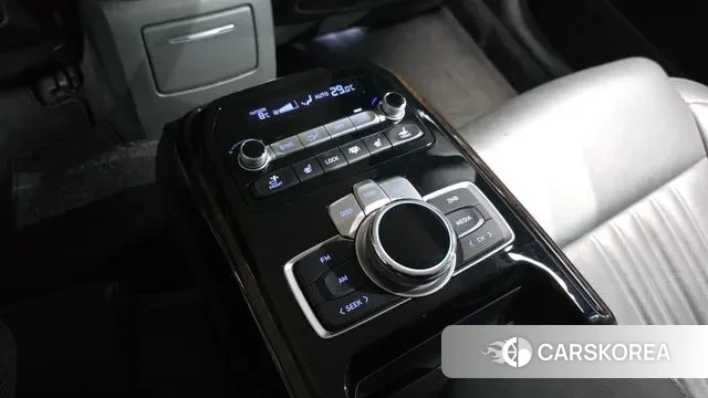 Genesis G90 id 3682286 из Кореи 10