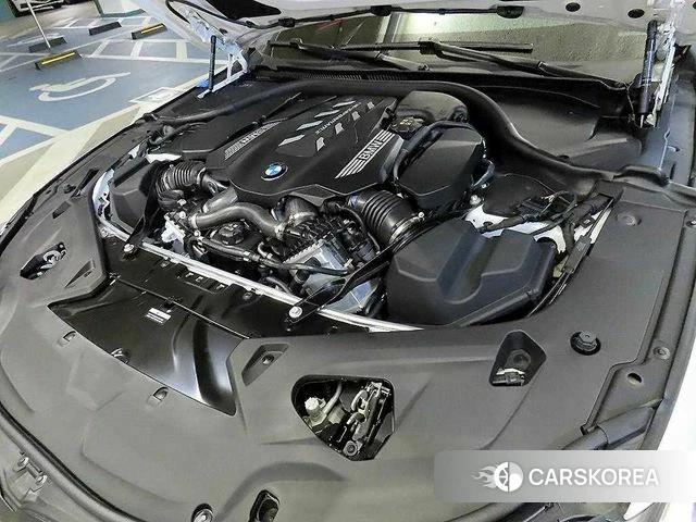 BMW 8 Series (G15) id 3952644 из Кореи 10