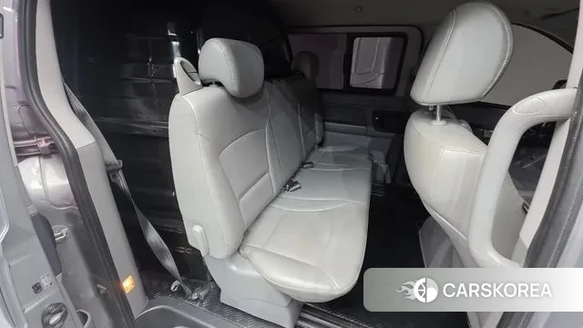 Hyundai The New Grand Starex id 3661902 из Кореи 10