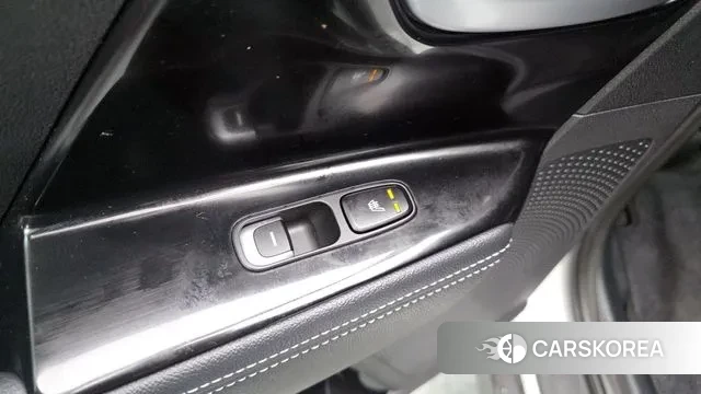 Kia Niro EV id 3478674 из Кореи 10