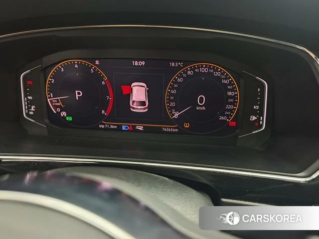 Volkswagen Tiguan L id 4297935 из Китая 10