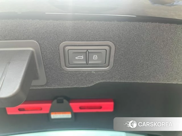 Audi A8 (D5) id 4591132 из Кореи 10