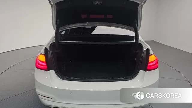 BMW 3 Series (F30) id 3375327 из Кореи 10